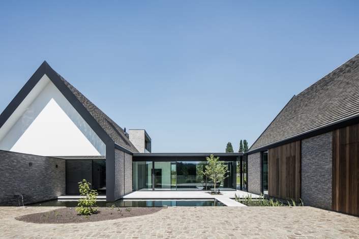 House VDP: Inspiring Modern Barn by CAAN Architecten - nowoczesna ...
